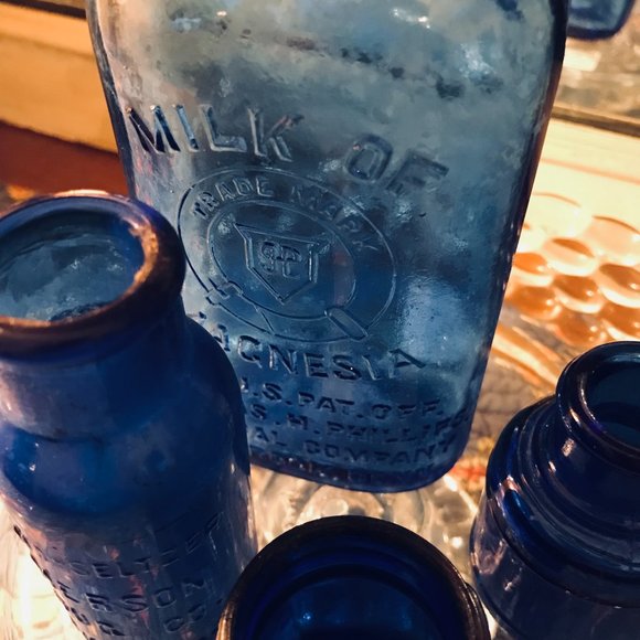 Vintage Cobalt Blue Medical Bottles (5) - Picture 4 of 15